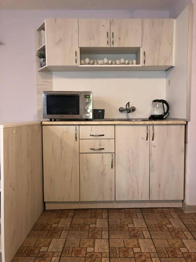 Comfy Studio Apartment By The Flower Market Varna Dış mekan fotoğraf